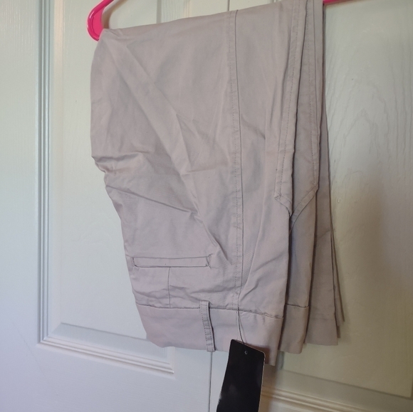 NWT DAISY FUENTES SIZE 2 CAPRI PANTS $40 - Picture 2 of 5